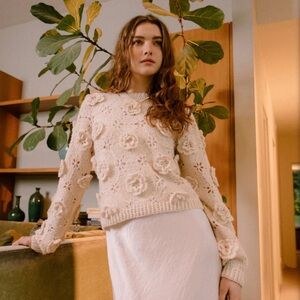 Anthropologie Current Air Ivory Cottage Core 3D Floral Crochet Sweater Size M/L